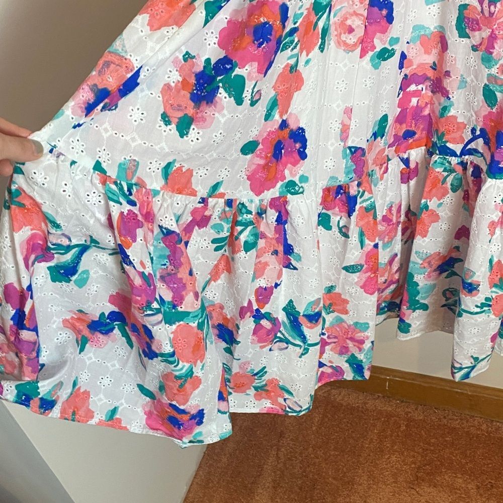 NWT TAYLOR Belted Scoop Neck Dress White Floral Ruffle Skirt Misty Rose Size 12 - Picture 6 of 13